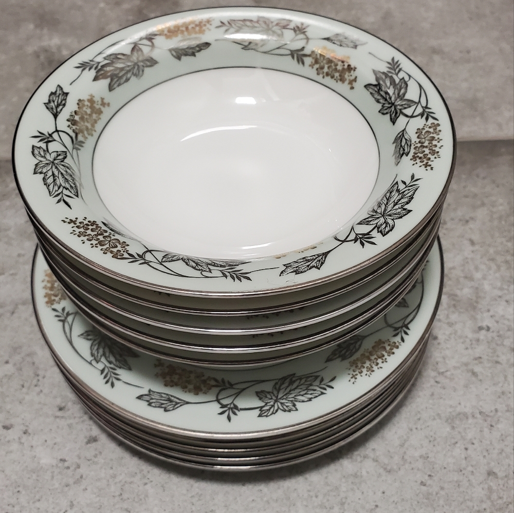 Noritake China porcelain, Silvane #5487, 5 bread & butter plates, 5 soup